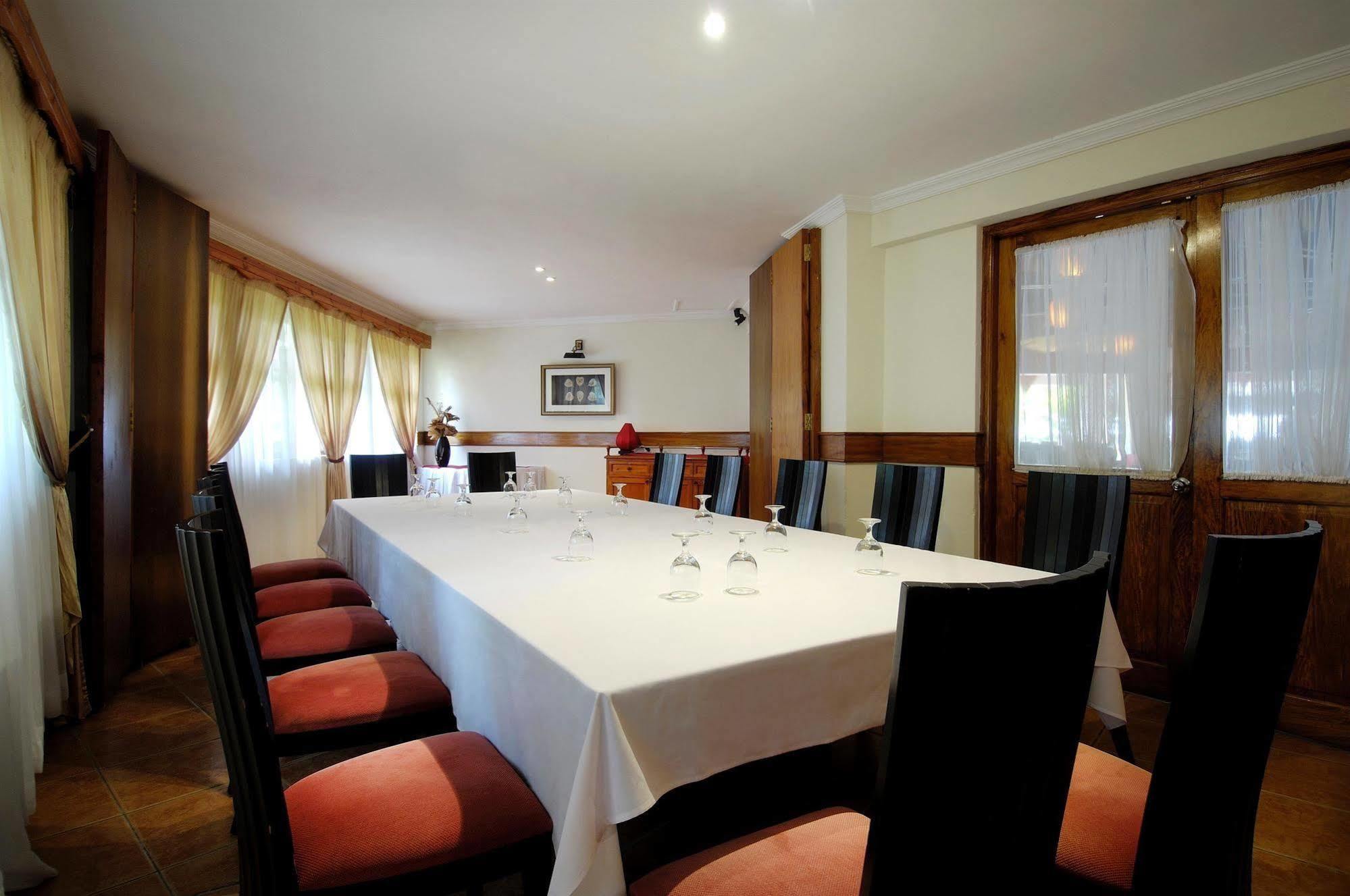Berjaya Bay & Casino 4* Beau Vallon (Mahe)